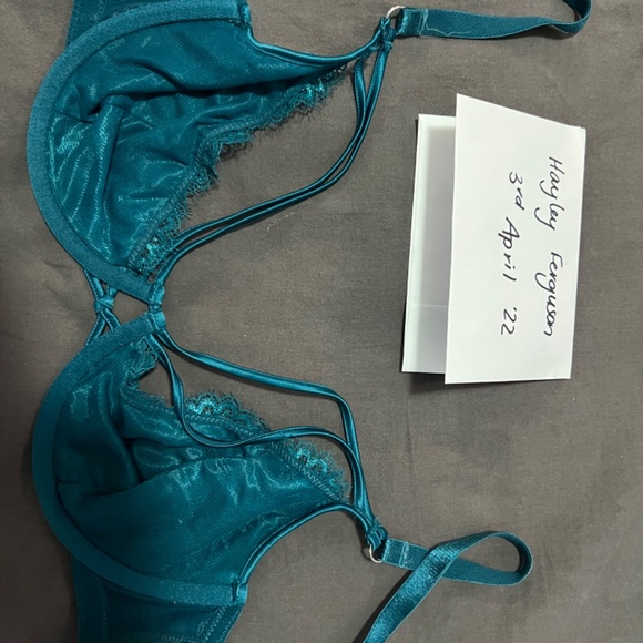 Teal Bra - Picture 3 of 4